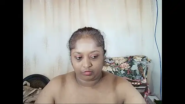 Snapshot of Indiantasha chatting on 01/16/25, 11:06 Indiantasha online show from 01/16/25, 11:06