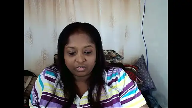 Snapshot of Indiantasha chatting on 01/20/25, 05:37 Indiantasha online show from 01/20/25, 05:37