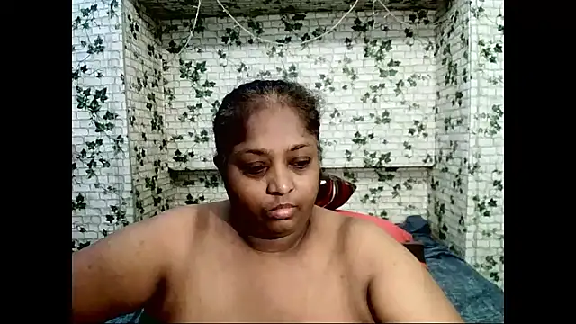 Snapshot of Indiantasha chatting on 02/08/25, 10:18 Indiantasha online show from 02/08/25, 10:18
