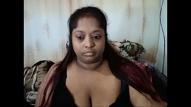 Snapshot of Indiantasha chatting on 02/11/25, 04:46 Indiantasha online show from 02/11/25, 04:46