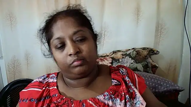 Snapshot of Indiantasha chatting on 03/19/25, 05:50 Indiantasha online show from 03/19/25, 05:50