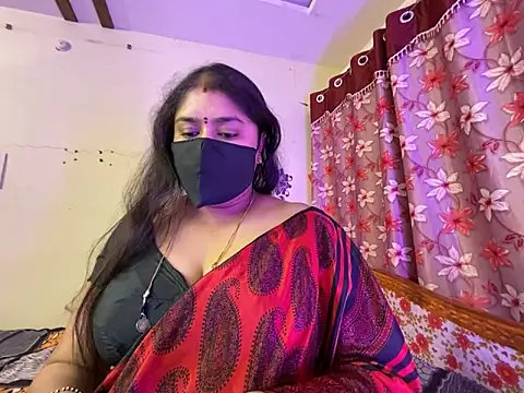 Snapshot of Love_4Sex chatting on 12/18/25, 05:35 Love 4Sex online show from 12/18/25, 05:35