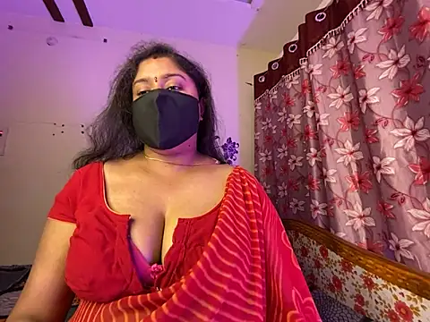 Snapshot of Love_4Sex chatting on 02/01/26, 05:50 Love 4Sex online show from 02/01/26, 05:50