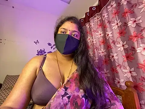 Snapshot of Love_4Sex chatting on 03/10/26, 05:34 Love 4Sex online show from 03/10/26, 05:34