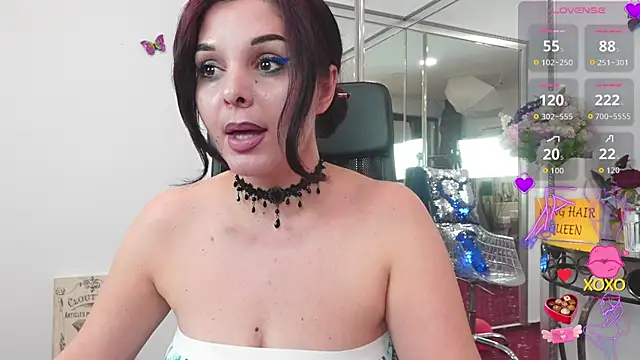 Snapshot of LexyRene chatting on 09/17/25, 07:26 LexyRene online show from 09/17/25, 07:26