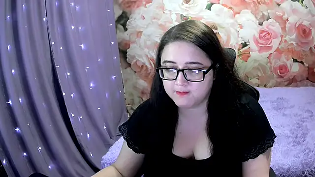 Snapshot of OverseerX chatting on 09/16/25, 09:38 OverseerX online show from 09/16/25, 09:38