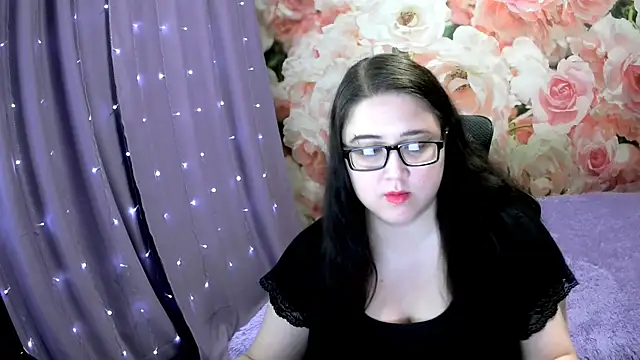 Snapshot of OverseerX chatting on 09/24/25, 02:42 OverseerX online show from 09/24/25, 02:42