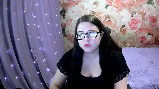 Snapshot of OverseerX chatting on 10/07/25, 09:34 OverseerX online show from 10/07/25, 09:34