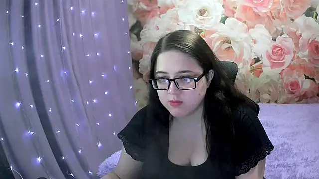 Snapshot of OverseerX chatting on 10/14/25, 10:10 OverseerX online show from 10/14/25, 10:10