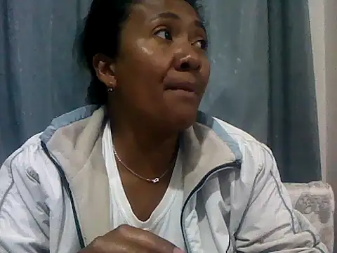 Snapshot of sexyladii chatting on 09/23/25, 04:43 sexyladii online show from 09/23/25, 04:43