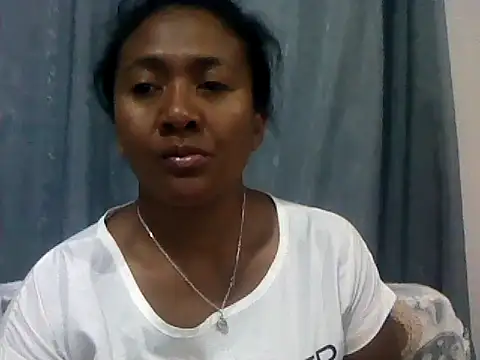 Snapshot of sexyladii chatting on 10/07/25, 04:37 sexyladii online show from 10/07/25, 04:37