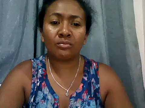 Snapshot of sexyladii chatting on 10/16/25, 04:41 sexyladii online show from 10/16/25, 04:41