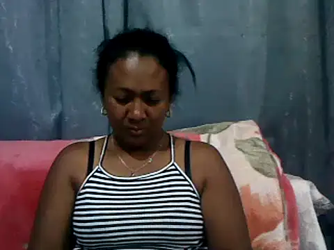 Snapshot of sexyladii chatting on 10/19/25, 04:51 sexyladii online show from 10/19/25, 04:51