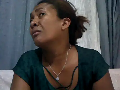 Snapshot of sexyladii chatting on 03/28/26, 04:17 sexyladii online show from 03/28/26, 04:17