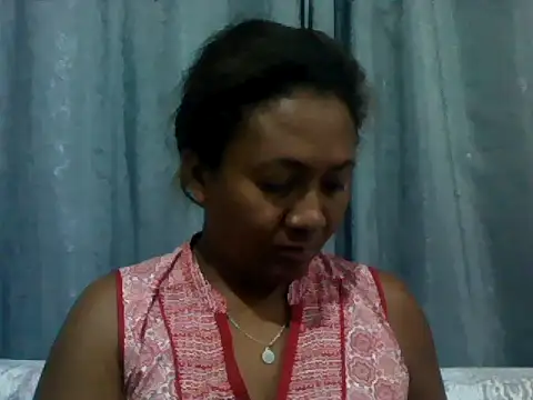 Snapshot of sexyladii chatting on 04/15/26, 04:47 sexyladii online show from 04/15/26, 04:47