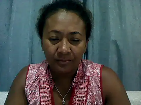 Snapshot of sexyladii chatting on 05/25/26, 04:24 sexyladii online show from 05/25/26, 04:24
