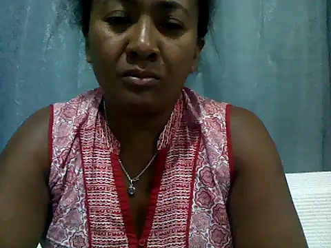 Snapshot of sexyladii chatting on 06/18/26, 04:33 sexyladii online show from 06/18/26, 04:33