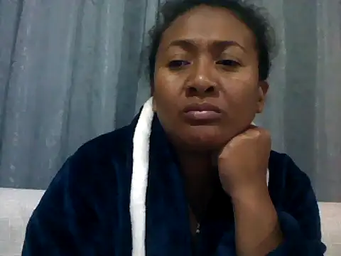 Snapshot of sexyladii chatting on 07/16/26, 04:24 sexyladii online show from 07/16/26, 04:24