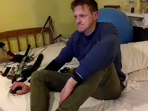 londonfuckwhore online show from 12/23/24, 02:24