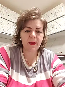 Snapshot of cindybbwsquirt chatting on 10/05/25, 05:39 cindybbwsquirt online show from 10/05/25, 05:39