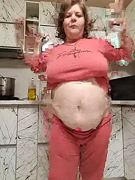 Snapshot of cindybbwsquirt chatting on 11/01/25, 04:36 cindybbwsquirt online show from 11/01/25, 04:36