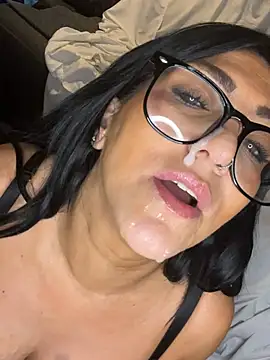LittleMissEeve online show from 05/29/26, 03:48