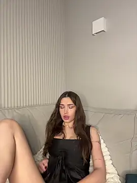 Snapshot of stefannichka chatting on 09/29/25, 07:40 stefannichka online show from 09/29/25, 07:40