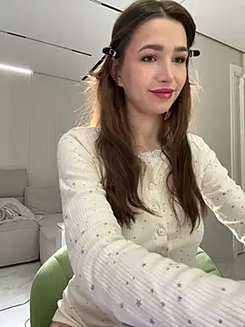 Snapshot of stefannichka chatting on 10/31/25, 04:24 stefannichka online show from 10/31/25, 04:24