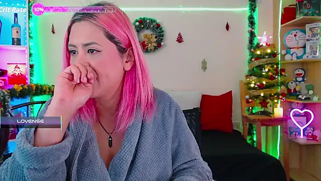 Snapshot of Annie_p chatting on 12/18/25, 12:06 Annie p online show from 12/18/25, 12:06