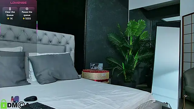 Snapshot of MeganHopeX chatting on 11/22/25, 05:39 MeganHopeX online show from 11/22/25, 05:39