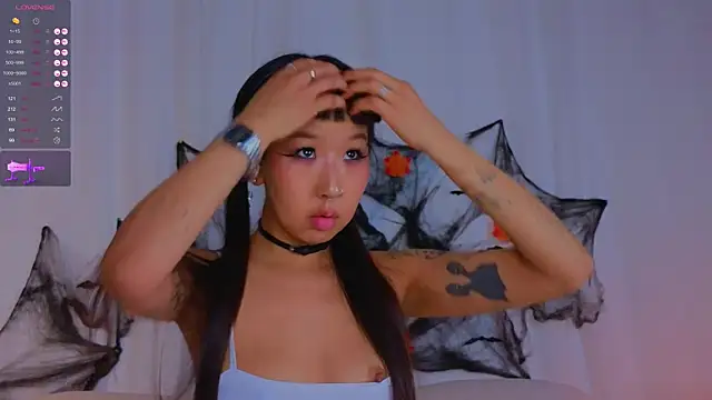 Snapshot of a11yson chatting on 10/29/25, 03:03 a11yson online show from 10/29/25, 03:03