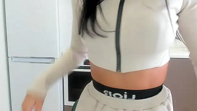 Snapshot of Your_Masha chatting on 11/09/25, 07:28 Your Masha online show from 11/09/25, 07:28