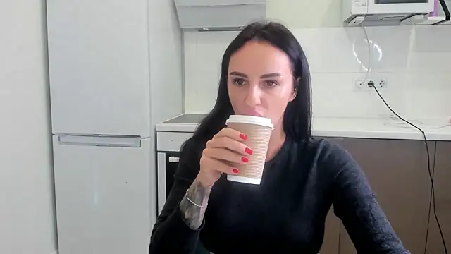 Snapshot of Your_Masha chatting on 11/22/25, 08:02 Your Masha online show from 11/22/25, 08:02