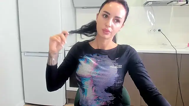 Snapshot of Your_Masha chatting on 11/28/25, 08:50 Your Masha online show from 11/28/25, 08:50