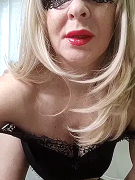 Snapshot of Vivian115 chatting on 11/09/25, 10:02 Vivian115 online show from 11/09/25, 10:02