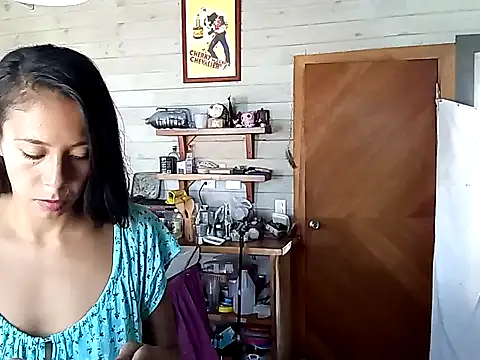 Luna-Natural online show from 12/15/24, 02:59