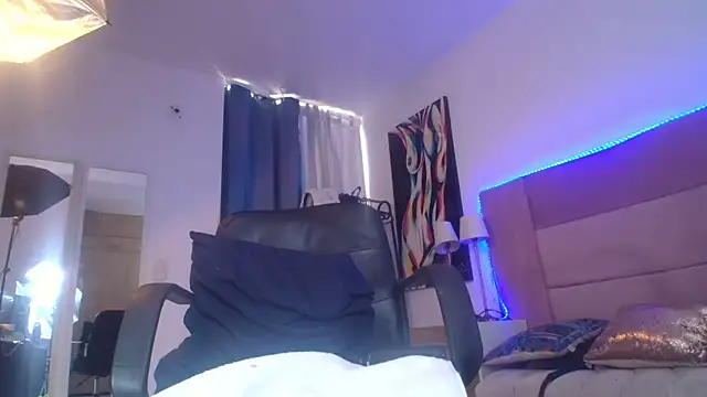lizzy squirt online show from 07/28/26, 04:50
