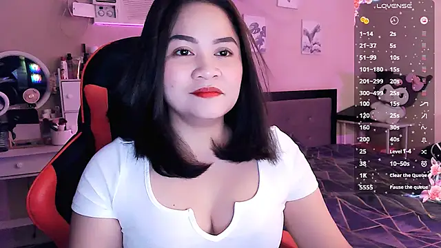 Snapshot of yenyen_ chatting on 01/06/26, 12:25 yenyen online show from 01/06/26, 12:25