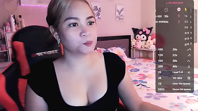 Snapshot of yenyen_ chatting on 06/03/26, 12:46 yenyen online show from 06/03/26, 12:46