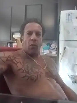 trucker1979 online show from 10/08/25, 04:37