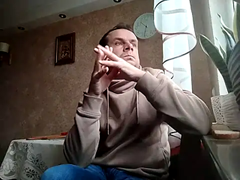 grzes19763 online show from 10/23/25, 08:35