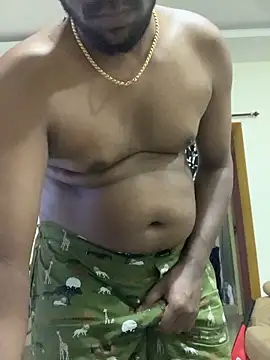 Snapshot of tamil_ashyofficial chatting on 03/08/25, 10:43 tamil ashyofficial online show from 03/08/25, 10:43