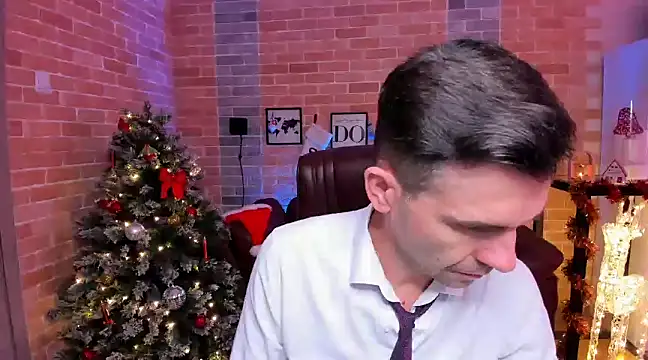 SteveTiger online show from 01/01/25, 02:42