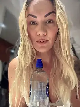 Snapshot of NastyMilf_ chatting on 02/09/26, 05:28 NastyMilf online show from 02/09/26, 05:28
