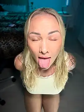 Snapshot of NastyMilf_ chatting on 03/15/26, 07:20 NastyMilf online show from 03/15/26, 07:20