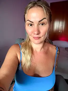 Snapshot of NastyMilf_ chatting on 06/03/26, 06:57 NastyMilf online show from 06/03/26, 06:57