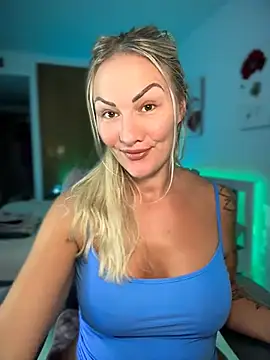 NastyMilf  online show from 07/25/26, 06:38