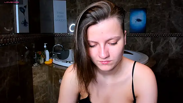 MelindaTin online show from 02/21/25, 12:16