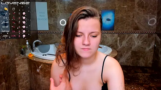 MelindaTin online show from 09/26/25, 01:09