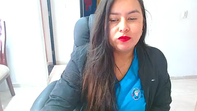 Ixchel Anaid online show from 12/01/25, 06:35